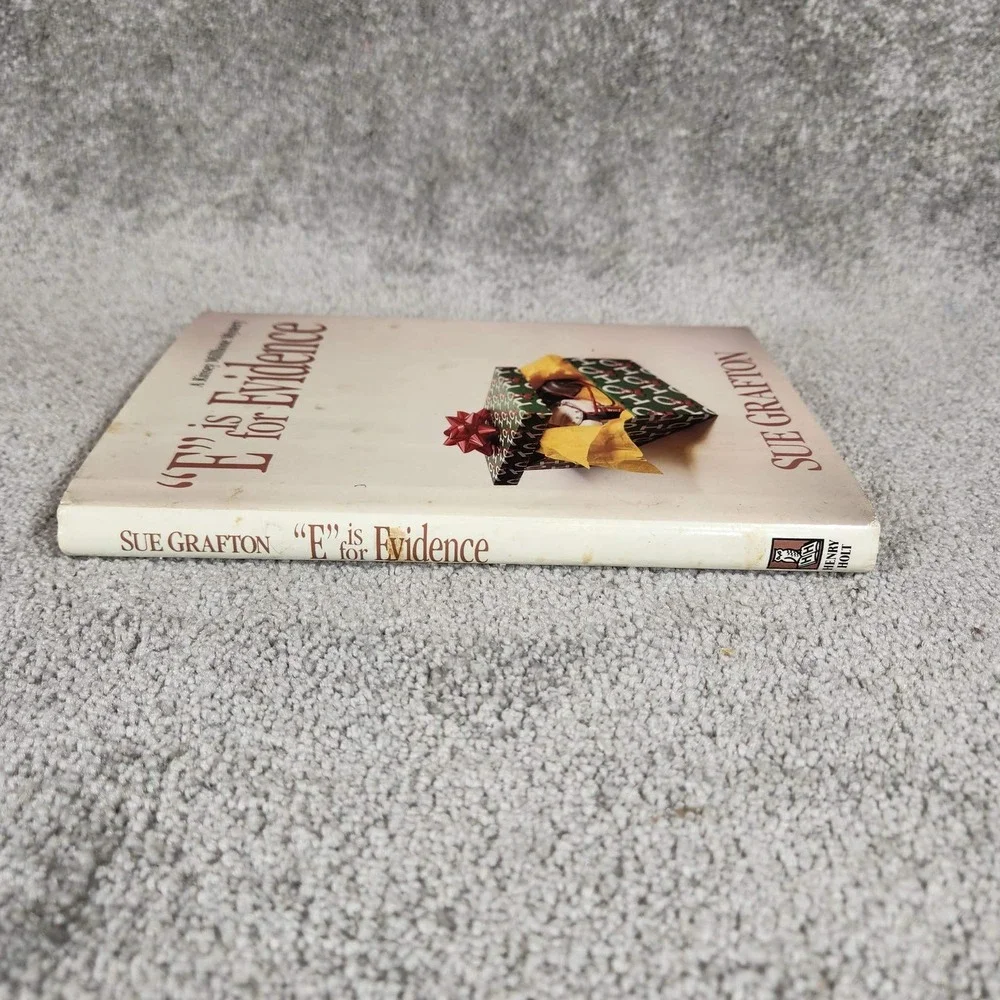 Sue Grafton E is for Evidence Mystery Hardcover Book 1988‎ Kinsey Millhone